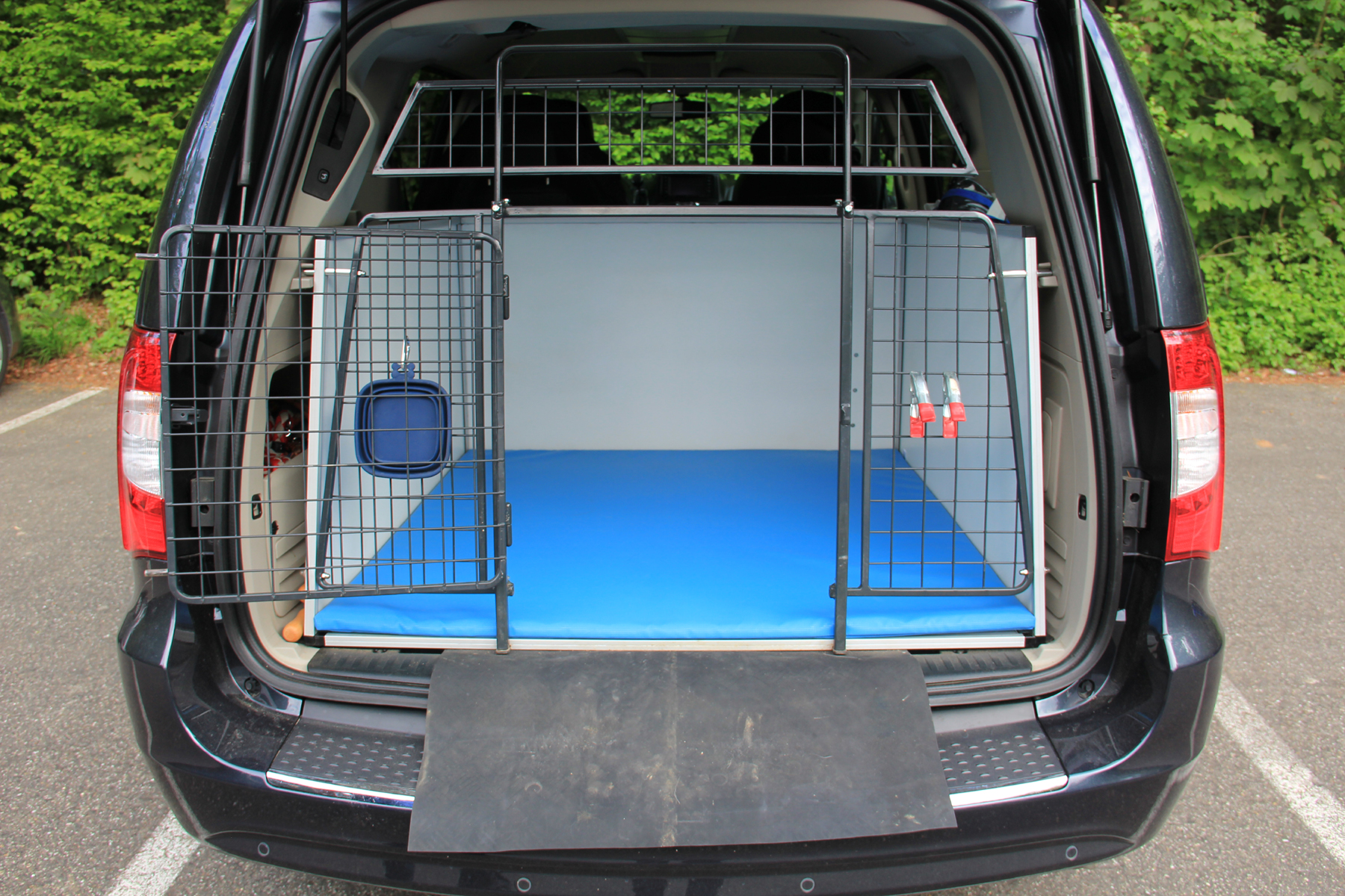 Swiss Diamond Animal Mats fürs Auto